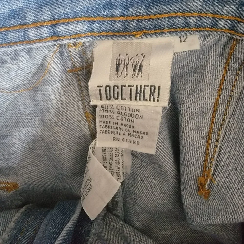 Vintage 90s Together Light Wash Embroidered Mom Jeans. Size 12 - Picture 5 of 6